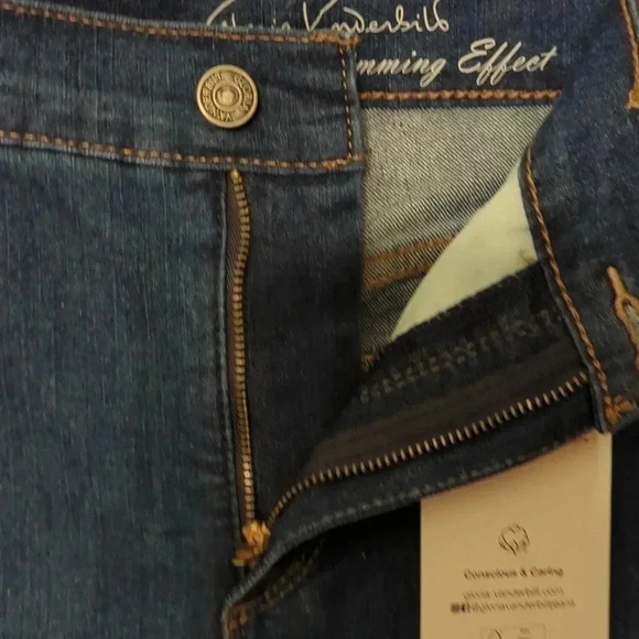 GLORIA Vanderbilt Amanda Capri with built-in slimming panel - Picture 7 of 11